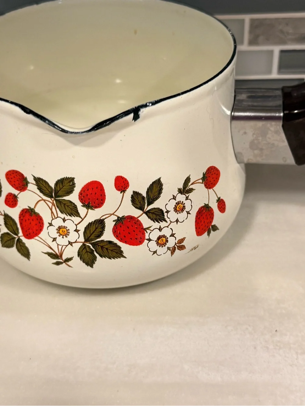 Sheffield Strawberries 'n Cream Enameled Butter Warmer Milk Pan